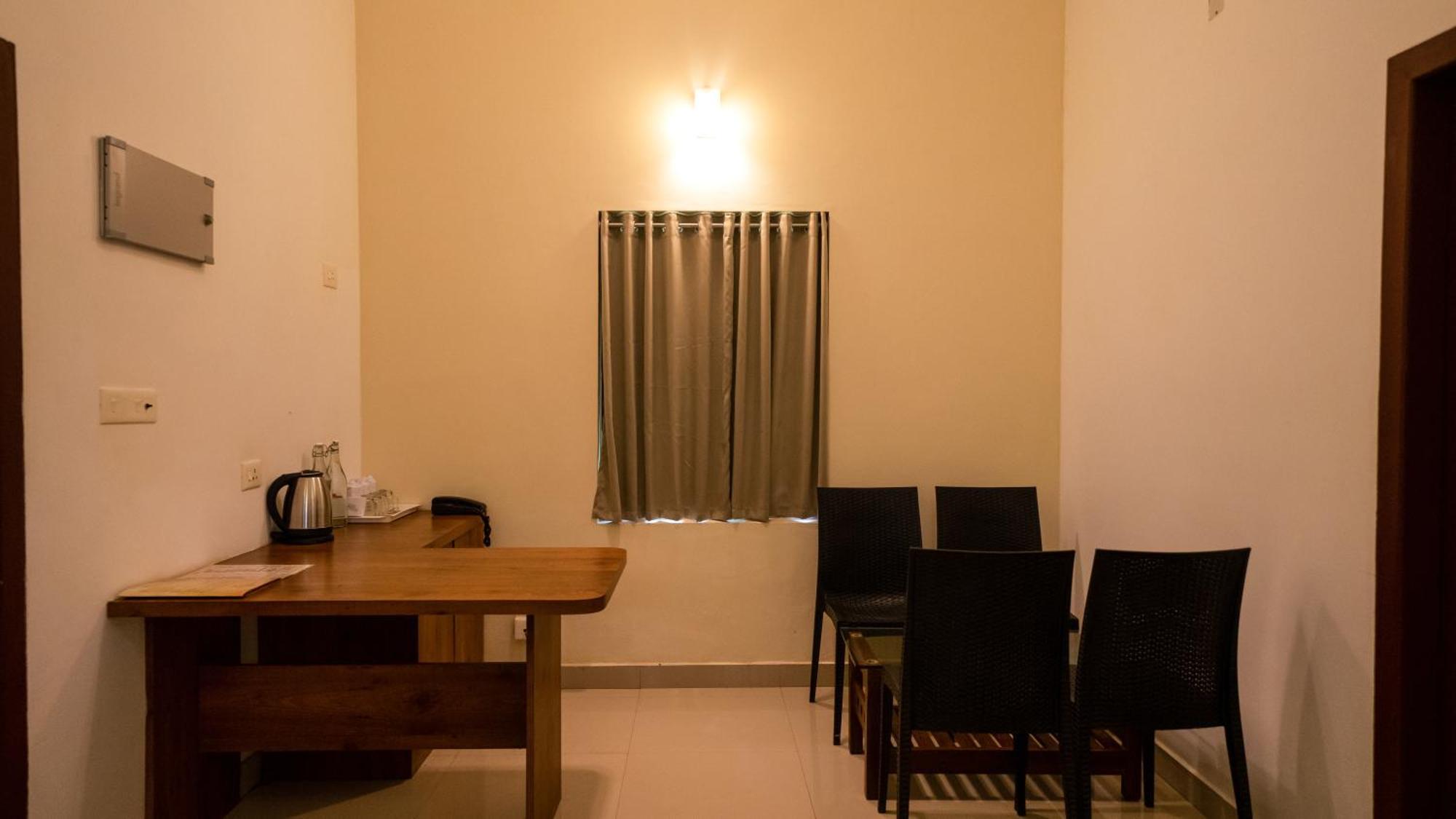 Vythiri Holiday Resort, Wayanad 외부 사진