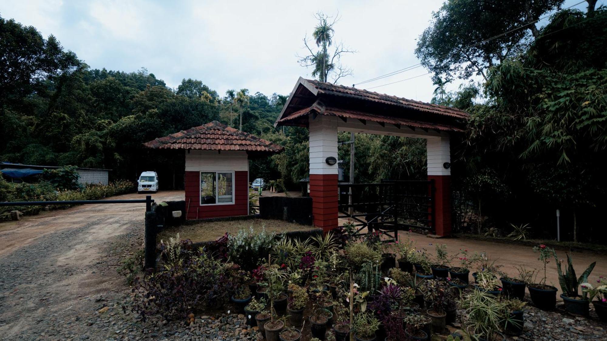 Vythiri Holiday Resort, Wayanad 외부 사진