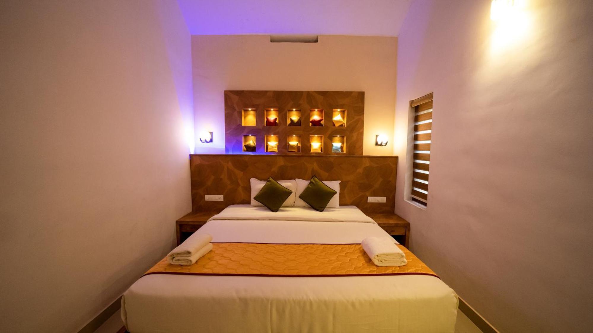 Vythiri Holiday Resort, Wayanad 외부 사진