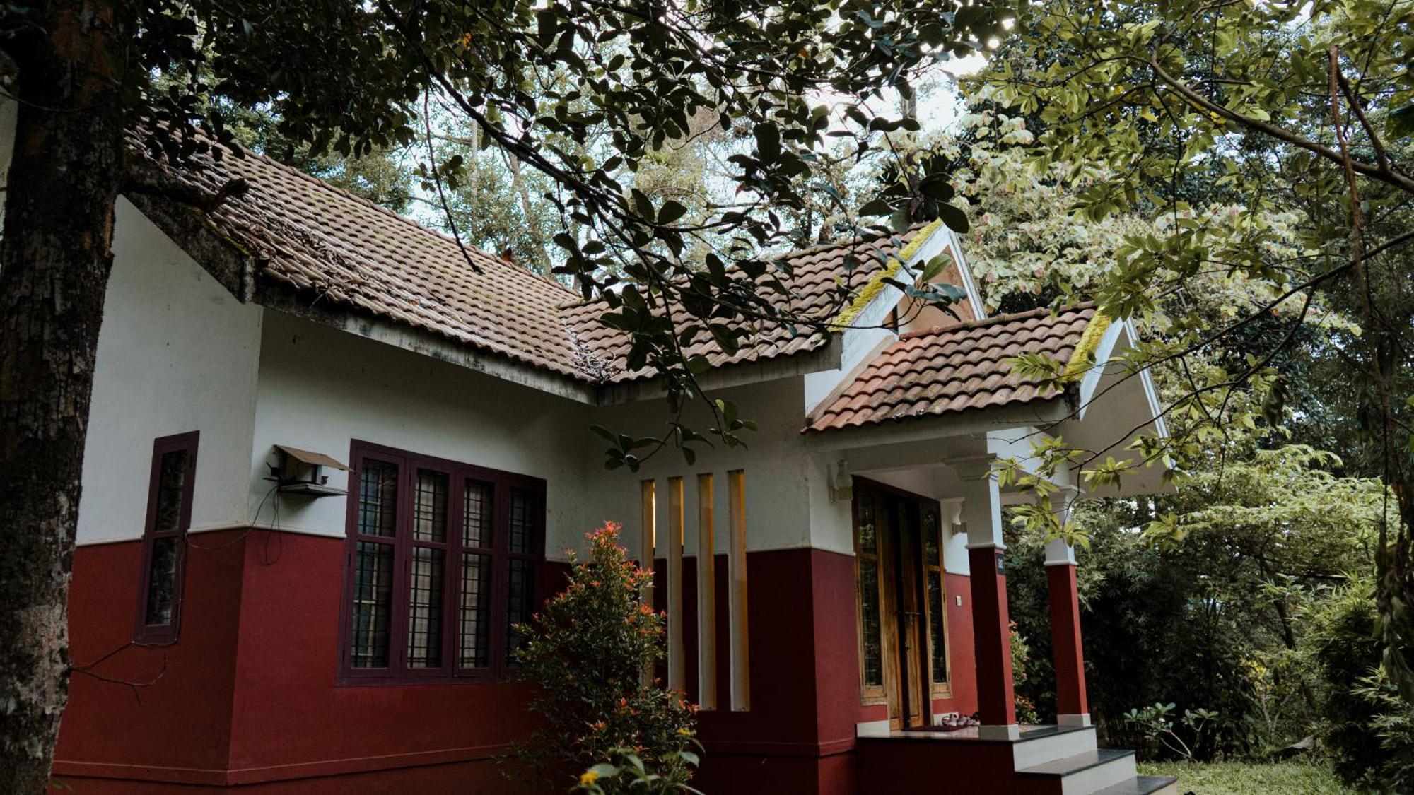 Vythiri Holiday Resort, Wayanad 외부 사진