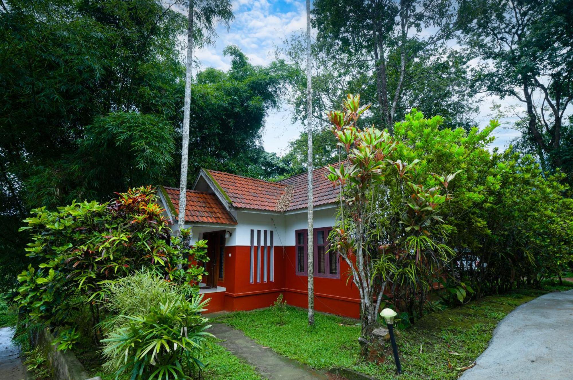 Vythiri Holiday Resort, Wayanad 외부 사진